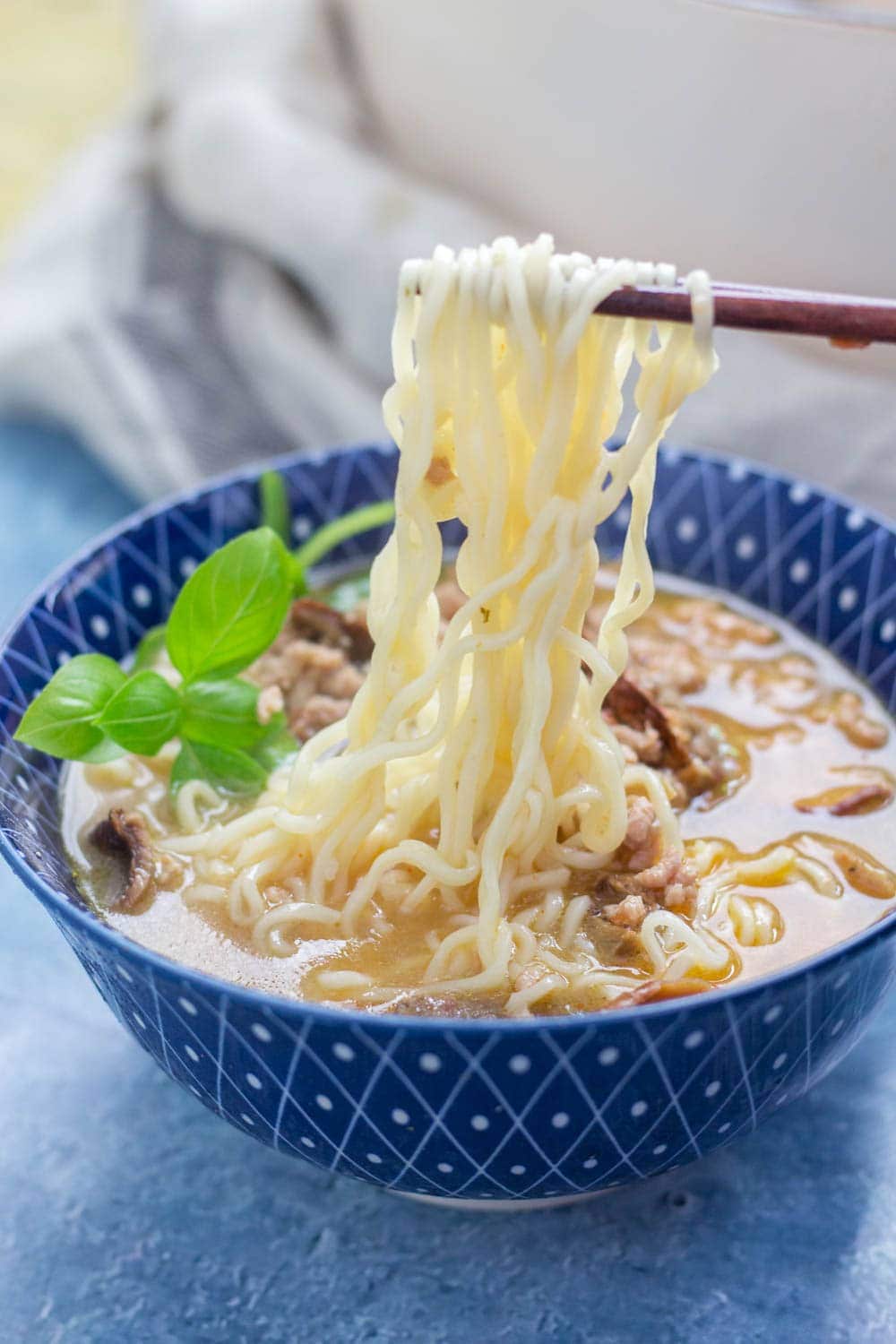 Make this pork and courgette ramen recipe for a quick weeknight dinner. Now you can have ramen on the table in less than half an hour!