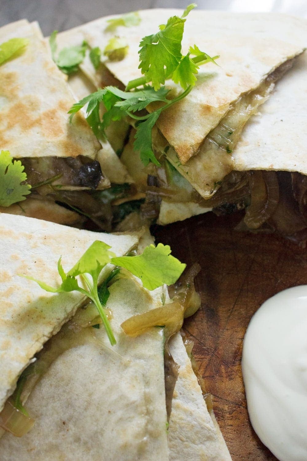 These portobello & caramelised onion quesadillas are the perfect vegetarian dinner when you're craving something full of Mexican flavour!