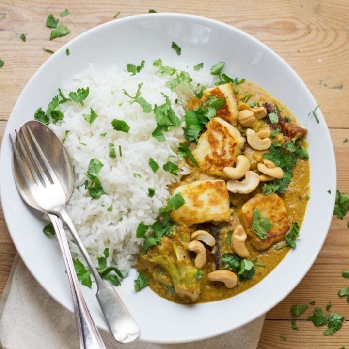 Using halloumi in this creamy cashew nut curry makes a tasty change from a traditional curry. Sprinkle with a handful of whole cashews for an extra crunch.