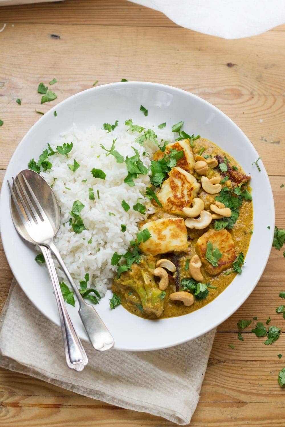 Using halloumi in this creamy cashew nut curry makes a tasty change from a traditional curry. Sprinkle with a handful of whole cashews for an extra crunch. 