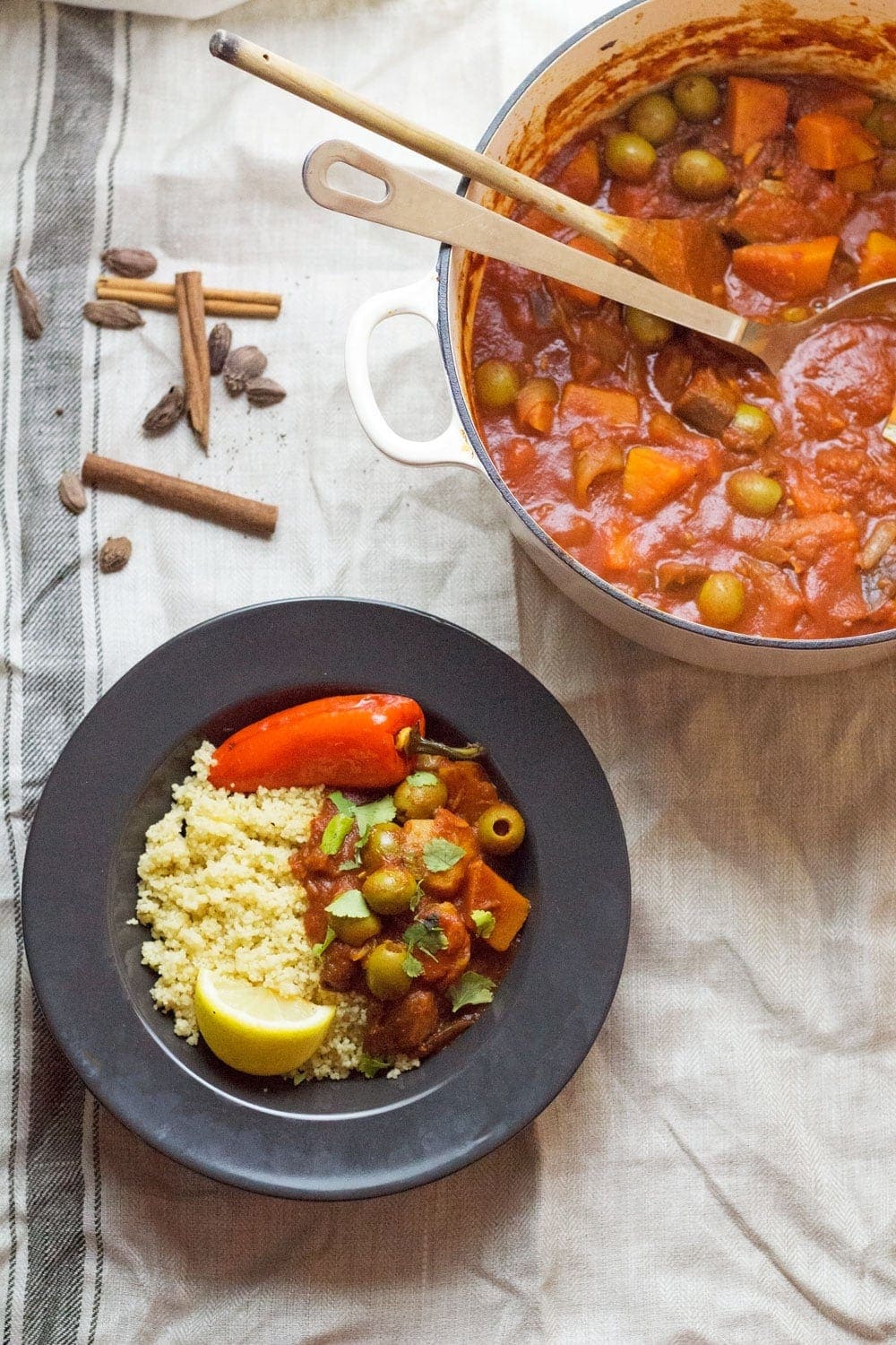 This squash & aubergine tagine is a delicious vegetarian dinner. Bursting with Moroccan flavour this tagine is healthy and suitable for vegans!