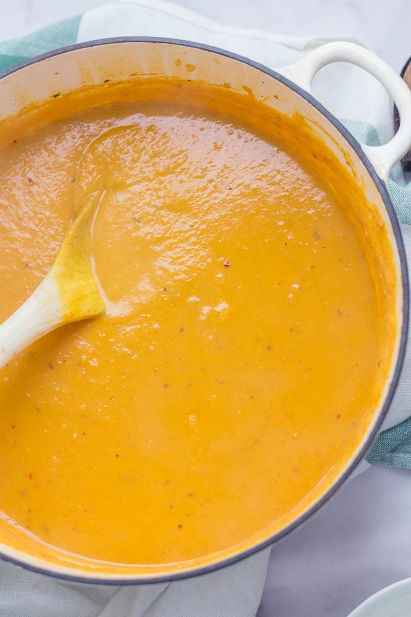 Chipotle Cheddar Spicy Sweet Potato Soup. This chipotle cheddar spicy sweet potato soup is the perfect thing to warm you up on a cold night. It's so easy to make too! #soup #recipe #sweetpotato 