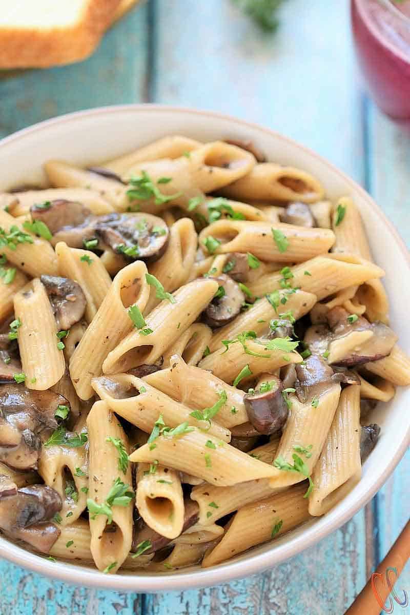 20 Minute Dinners: Instant Pot Vegan Mushroom Stroganoff