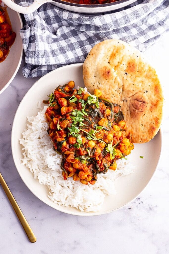 15 Minute Chickpea and Spinach Curry • The Cook Report