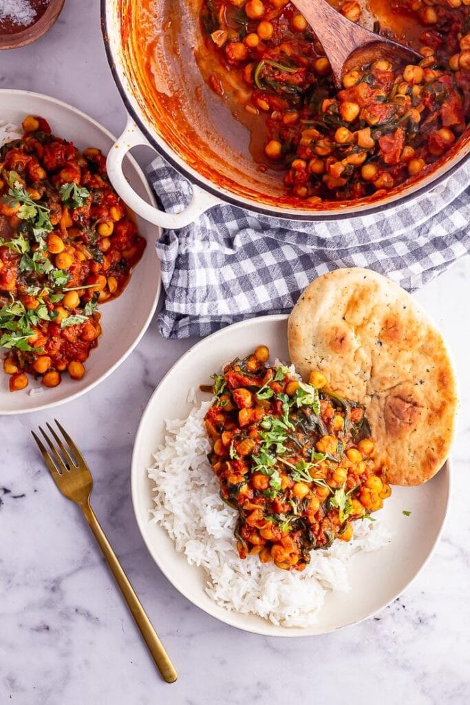 15 Minute Chickpea and Spinach Curry • The Cook Report