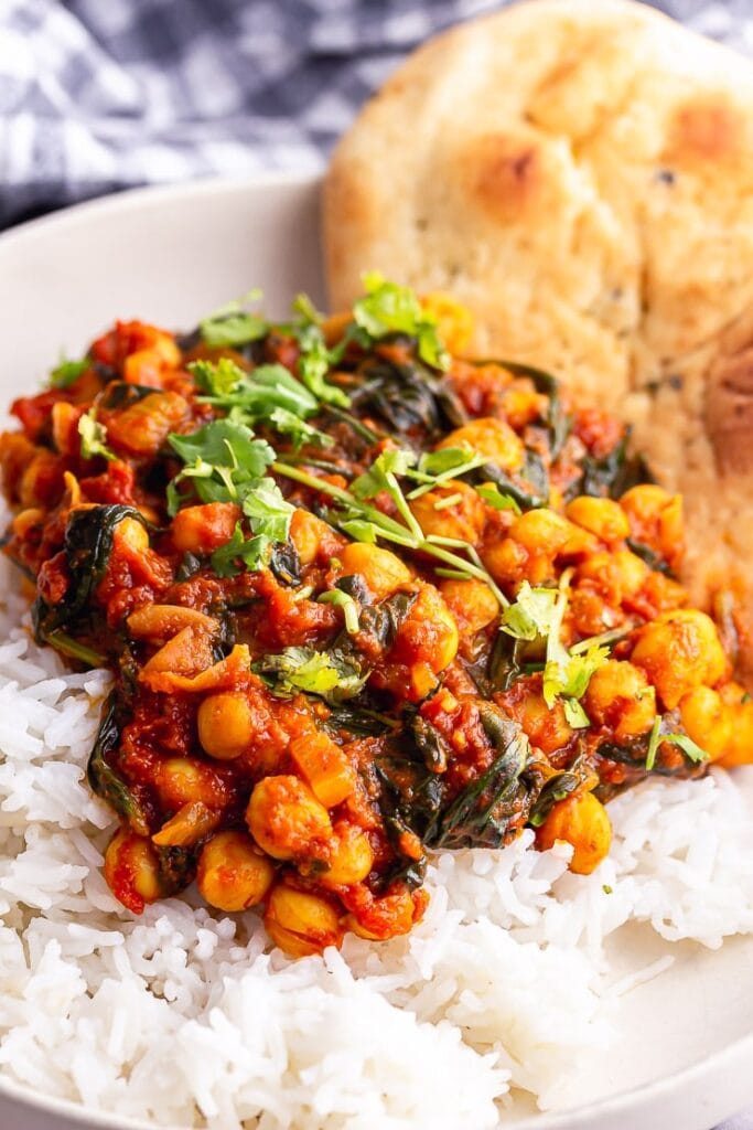 15 Minute Chickpea and Spinach Curry • The Cook Report