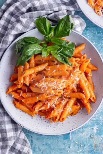 Vodka Pasta Sauce with Sun Dried Tomato • The Cook Report