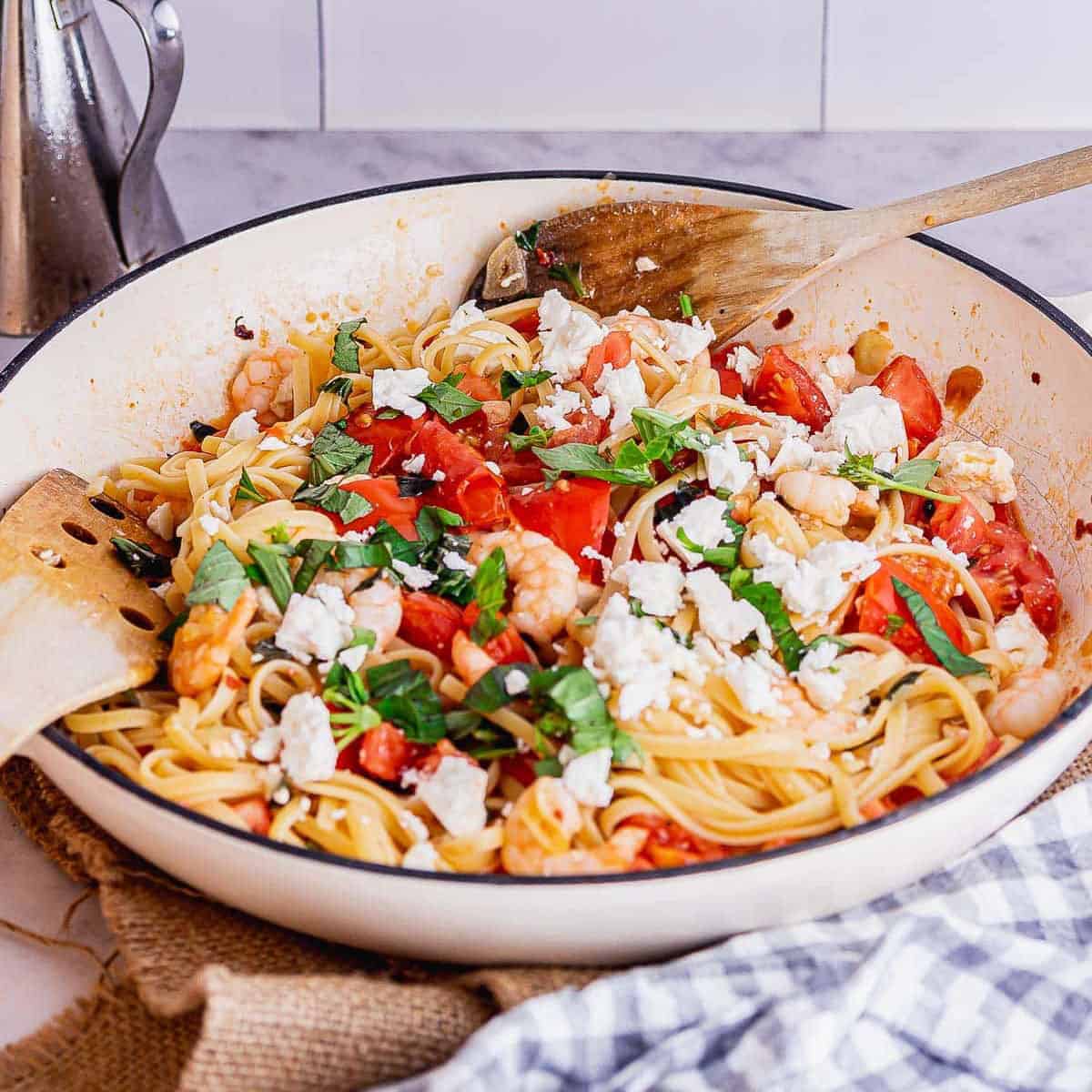 prawn-linguine-with-tomatoes-feta-the-cook-report