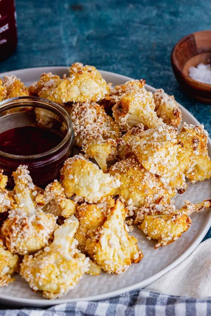 Crispy Panko Cauliflower Wings with Honey & Hot Sauce • The Cook Report