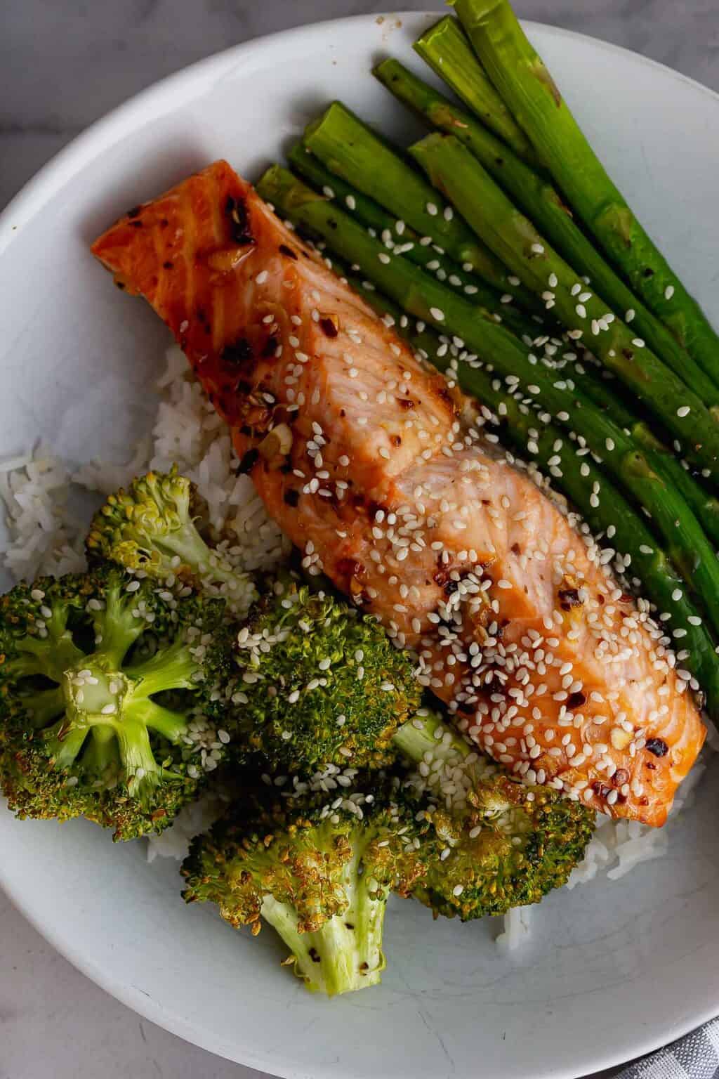 Honey Garlic Salmon with Asparagus • The Cook Report