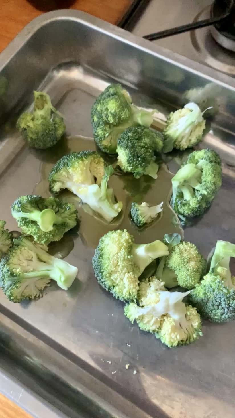 Roasting tin of broccoli